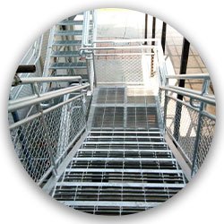Escalones metálicos para plataformas